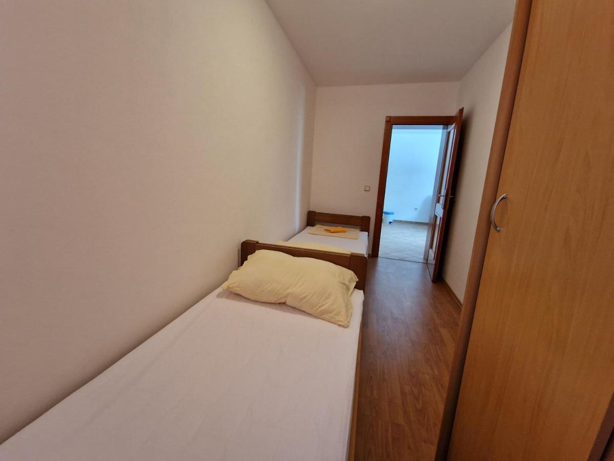 Apartments Lacic 3 Crikvenica Exterior foto