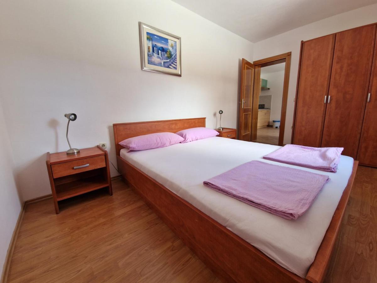 Apartments Lacic 3 Crikvenica Exterior foto